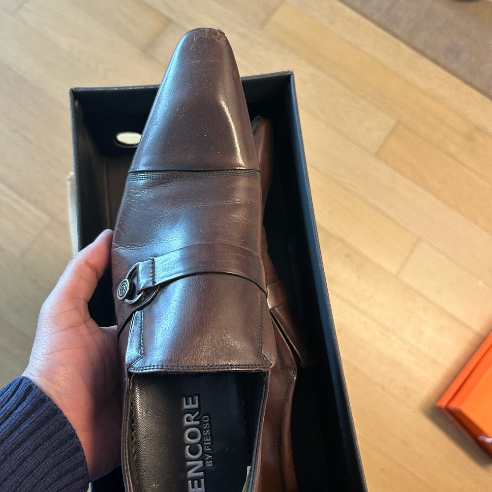 men's pointy shoes